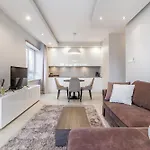 Platinum Towers - Luxury Centre With A View *