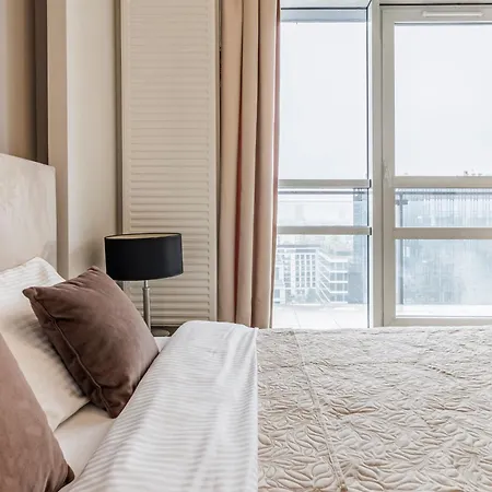 Platinum Towers - Luxury Centre With A View 华沙